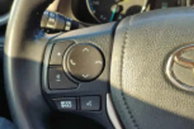 Toyota RAV4 (2018) thumbnail 56