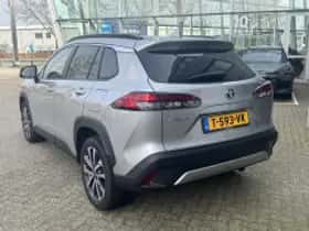 Toyota Corolla (2023) thumbnail 3