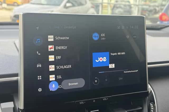 Toyota Corolla (2023) thumbnail 24