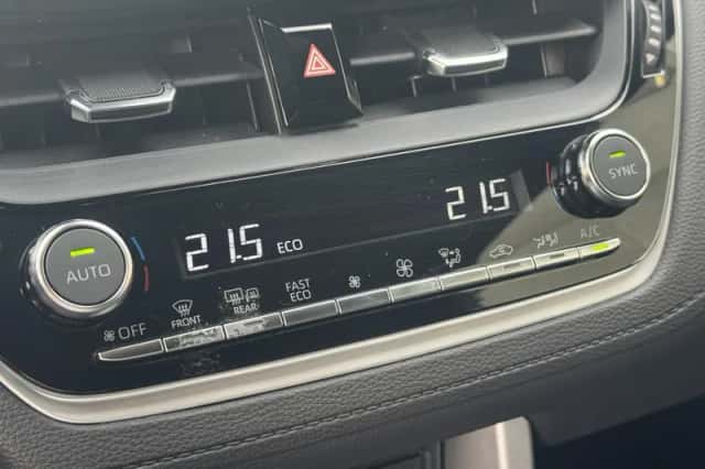 Toyota Corolla (2023) thumbnail 25