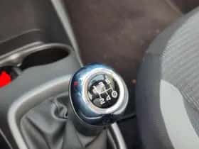 Toyota Aygo (2021) thumbnail 31