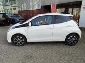 Toyota Aygo (2021) thumbnail 5