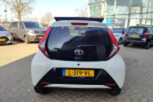 Toyota Aygo (2021) thumbnail 67