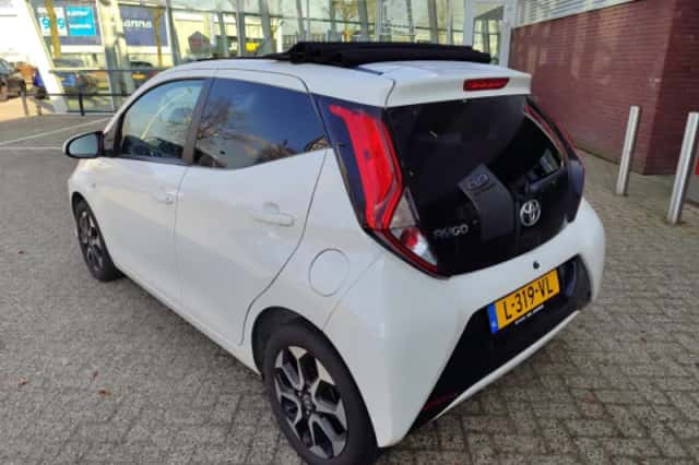 Toyota Aygo (2021) thumbnail 76