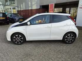 Toyota Aygo (2021) thumbnail 78