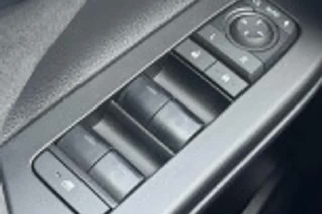 Toyota C hr (2024) thumbnail 46