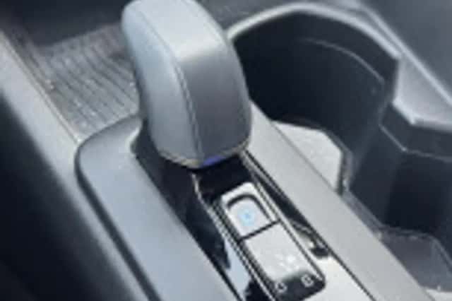 Toyota C hr (2024) thumbnail 55