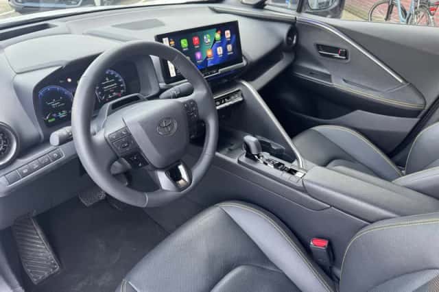 Toyota C hr (2024) thumbnail 8