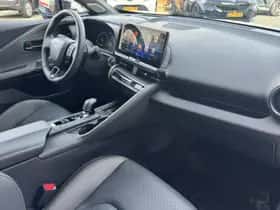 Toyota C hr (2024) thumbnail 10