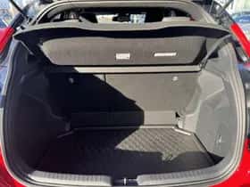 Toyota Yaris (2022) thumbnail 19