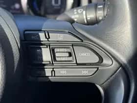 Toyota Yaris (2022) thumbnail 24