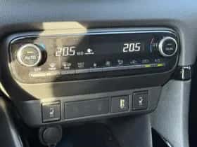 Toyota Yaris (2022) thumbnail 31
