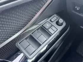 Toyota C hr (2023) thumbnail 17