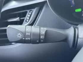 Toyota C hr (2023) thumbnail 18