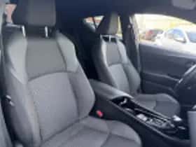 Toyota C hr (2023) thumbnail 41