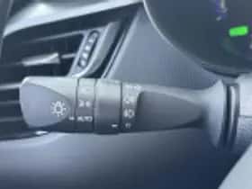 Toyota C hr (2023) thumbnail 43