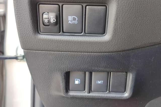 Toyota C hr (2017) thumbnail 16