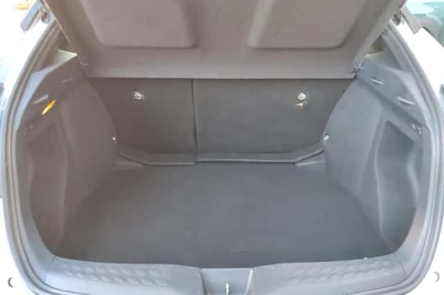 Toyota C hr (2017) thumbnail 31