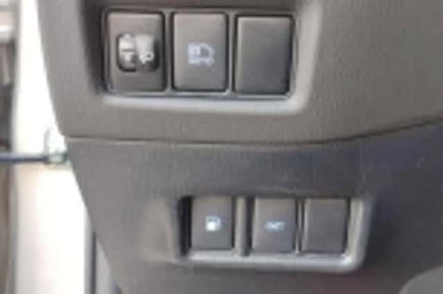 Toyota C hr (2017) thumbnail 47