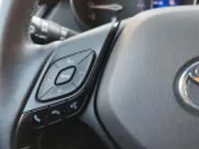 Toyota C hr (2017) thumbnail 49