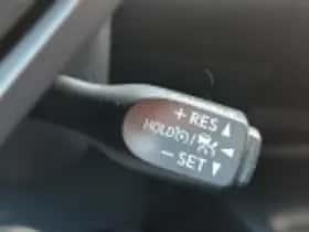 Toyota C hr (2017) thumbnail 53