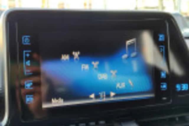 Toyota C hr (2017) thumbnail 56