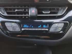 Toyota C hr (2017) thumbnail 57