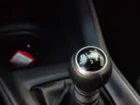 Toyota C hr (2017) thumbnail 59