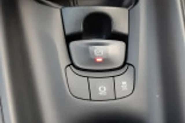 Toyota C hr (2017) thumbnail 60