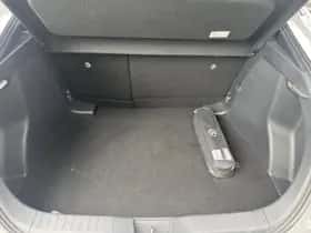 Toyota C hr (2025) thumbnail 31
