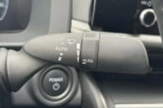 Toyota C hr (2025) thumbnail 49