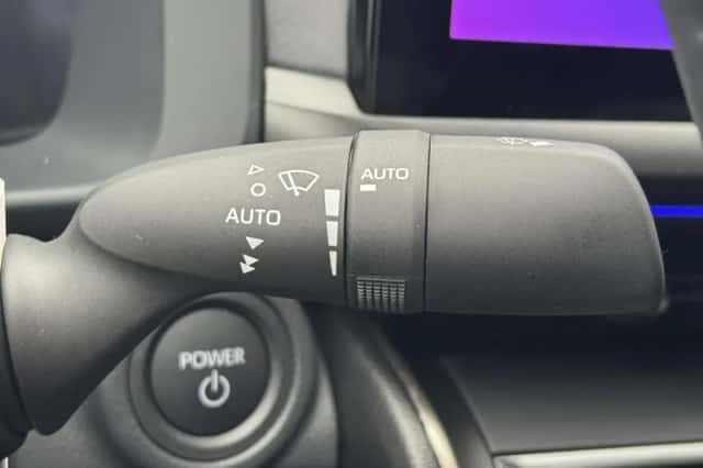 Toyota C hr (2026) thumbnail 23