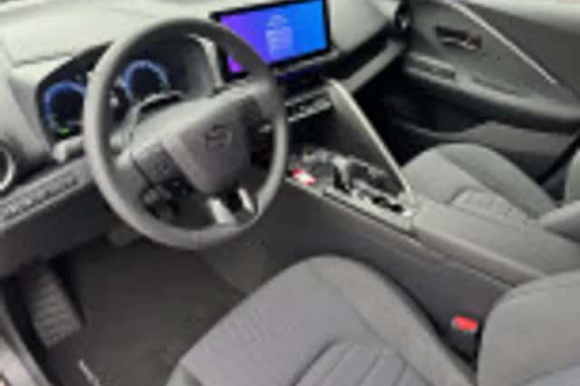 Toyota C hr (2026) thumbnail 34
