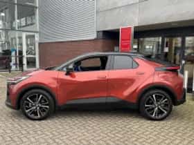 Toyota C hr (2026) thumbnail 5