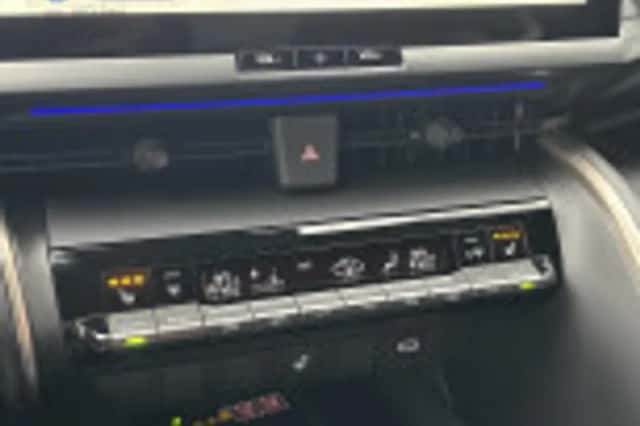 Toyota C hr (2026) thumbnail 52