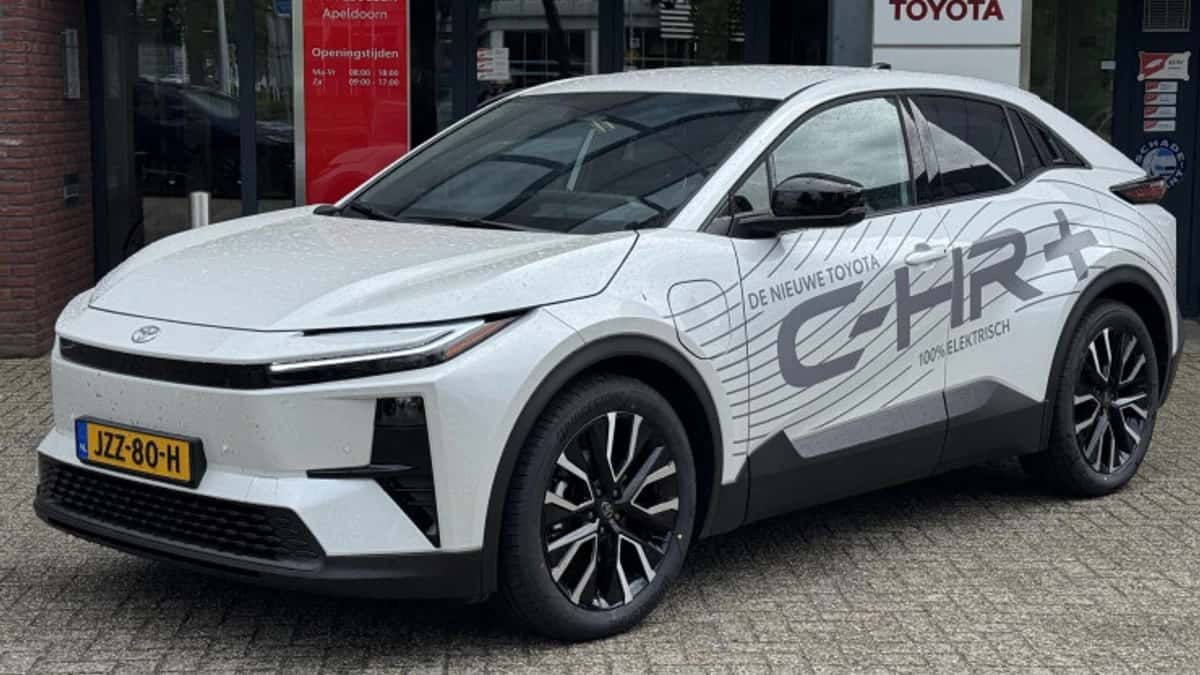 Toyota C hr (2026) — foto 1