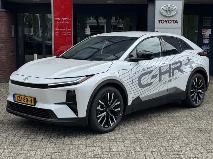 Toyota C hr (2026) — foto 1
