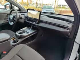Toyota C hr (2026) thumbnail 4