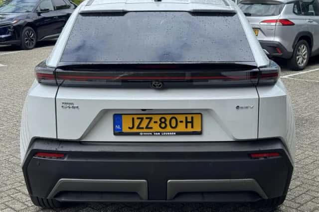 Toyota C hr (2026) thumbnail 32