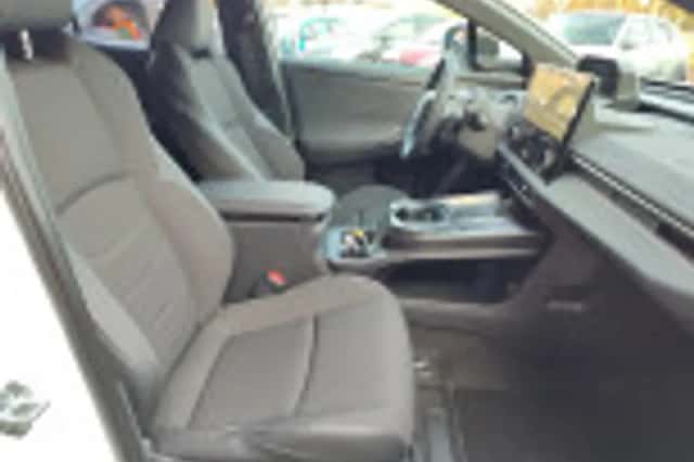 Toyota C hr (2026) thumbnail 44
