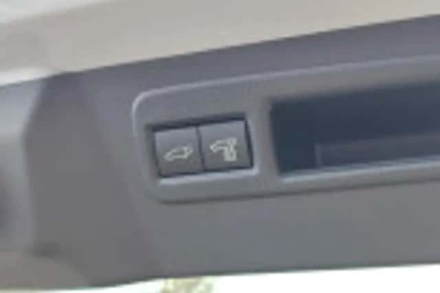 Toyota C hr (2026) thumbnail 64