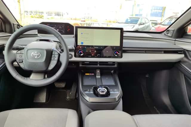 Toyota C hr (2026) thumbnail 13