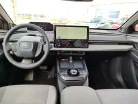 Toyota C hr (2026) thumbnail 13