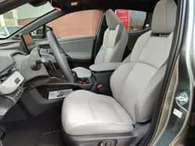 Toyota C hr (2026) thumbnail 15
