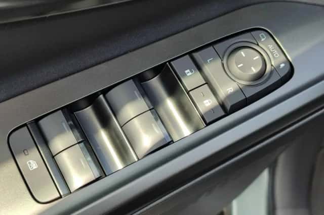 Toyota C hr (2026) thumbnail 19