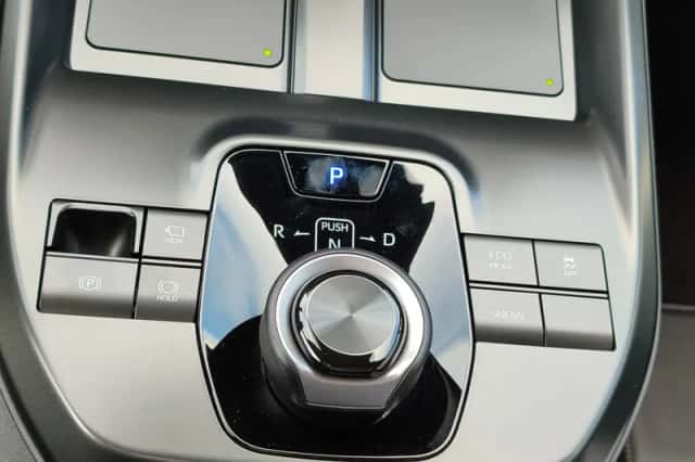 Toyota C hr (2026) thumbnail 32