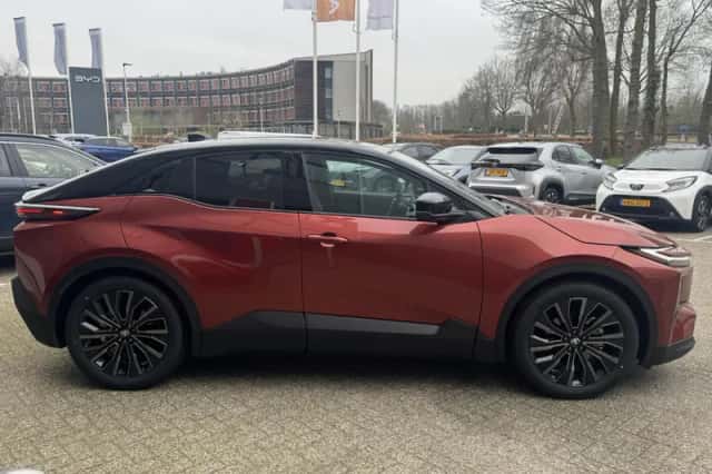 Toyota C hr (2026) thumbnail 12