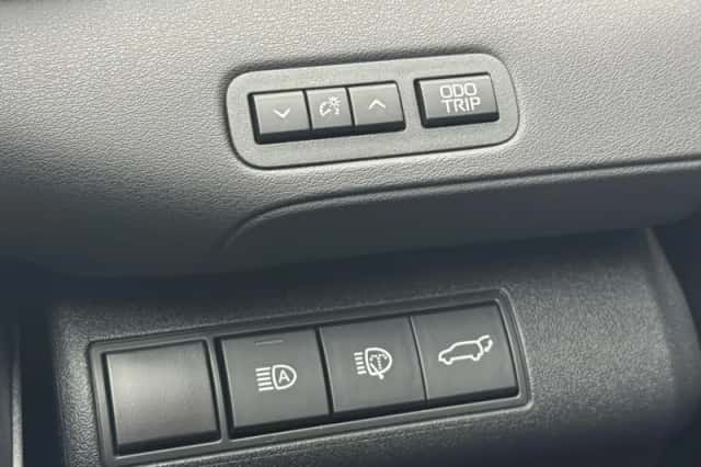 Toyota C hr (2026) thumbnail 18