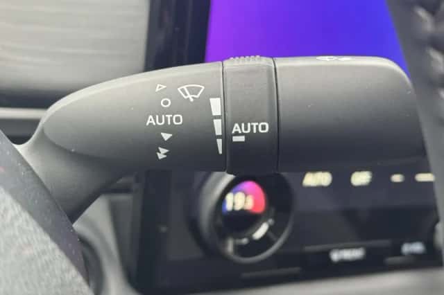 Toyota C hr (2026) thumbnail 23