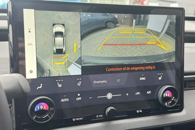 Toyota C hr (2026) thumbnail 26